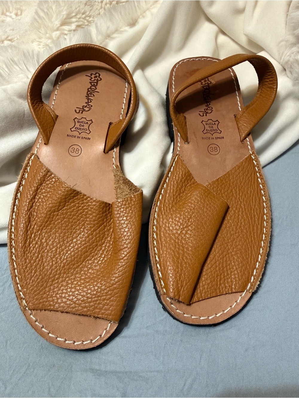Boulevard 15 Women's Tan Leather Sandals